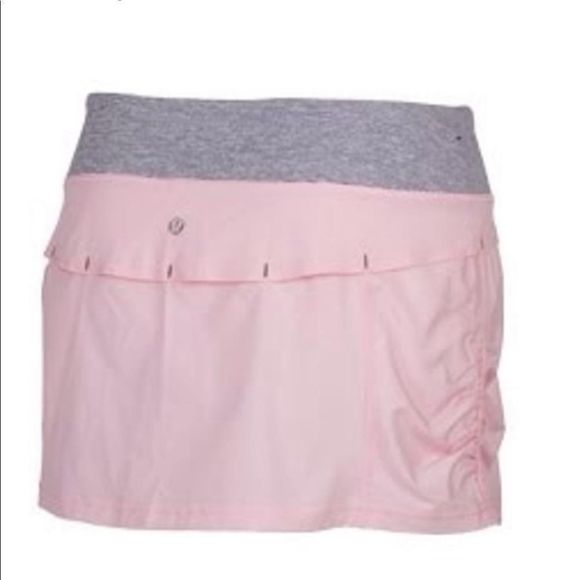 lululemon athletica Dresses & Skirts - Lululemon Run Jog Skirt size 8 grey stripe band light pink sweat wicking bottom